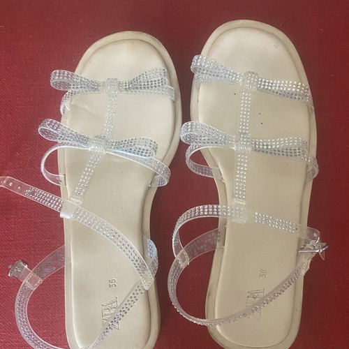 Zara flat sandals for girls with rhinestone bows, size 36