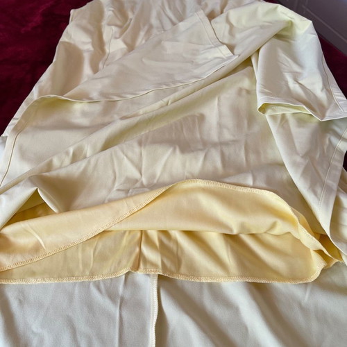 Women's long crepe dress bimba yellow size Medium new