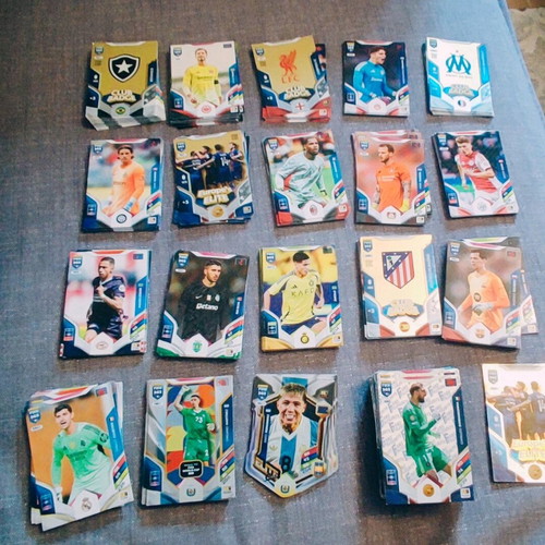 Fifa 365 2025-26 cards like new