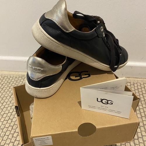 Ugg sneakers leather like new, black and gold