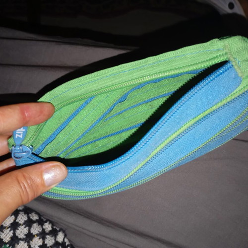 ZiPit vintage toiletry bag like new, textile with neon zipper