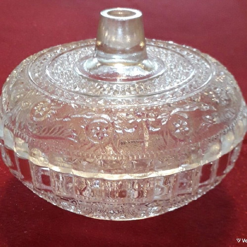 Crystal carved fontaniera new