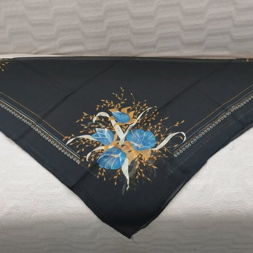 Headscarf new, size 57