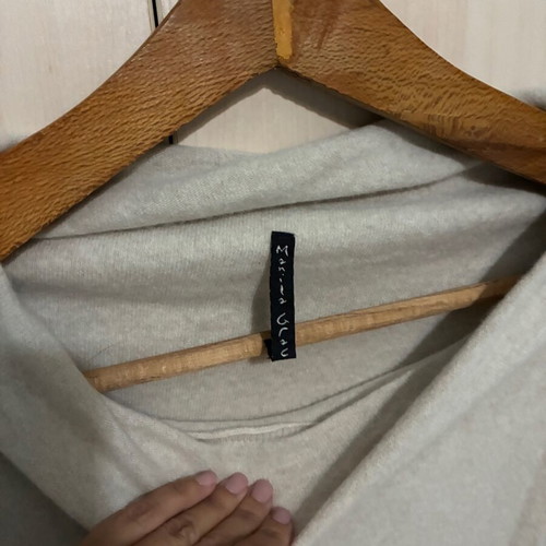 Pullover with unique smile neckline like new, beige