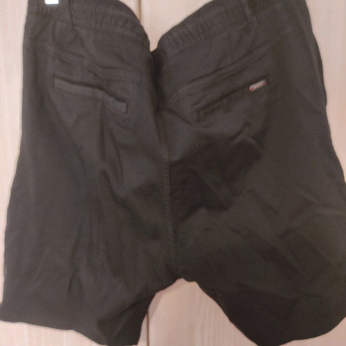 Bermuda shorts used with elastic waist size XL