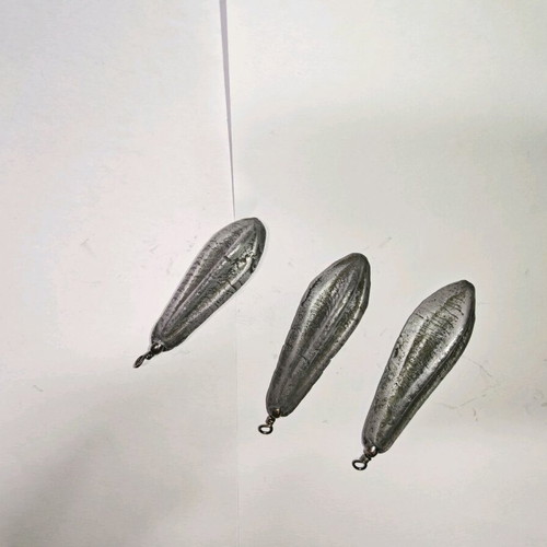 Casting weight molds like new for 2 types of weights with wings
