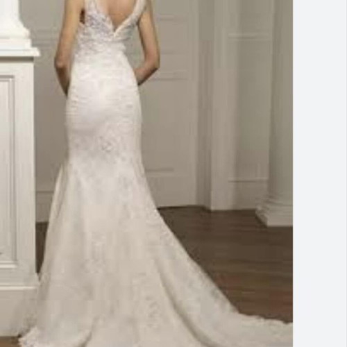 Ronda wedding dress by Pronovias like new, size Small, ivory