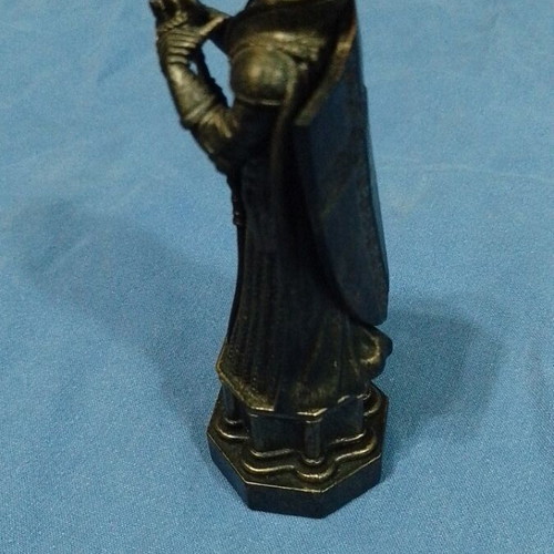 Black Queen chess piece Harry Potter used