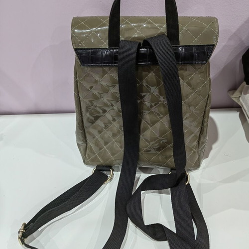 Hunter backpack used with some imperfections