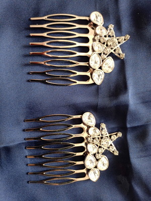 Hair Combs like new, silver, ideal for wedding 4.5 x 6cm