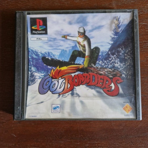PlayStation (PS1) 4 classic games used, original Sony cases