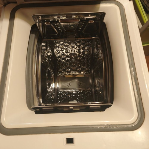 Morris washing machine 7 kg top load, 40 cm width