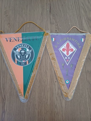 Set of 2 Italian flags Fiorentina and Venezia, like new