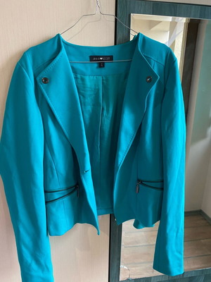 Blazer XL turquoise like new