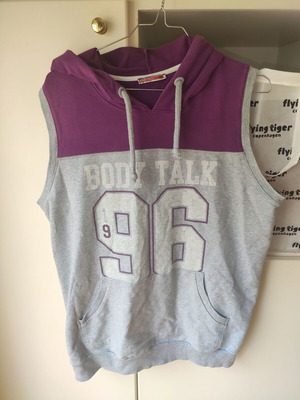 Body Talk sleeveless hoodie purple-gray size L,M like new