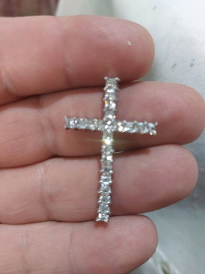 Сребърен кръст като нов