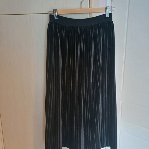 Midi skirts like new, one size, multicolored, set of 3