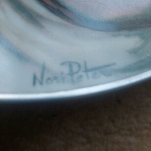 Collectible decorative plate like new by Nori Peter People of the Midnight Sun series