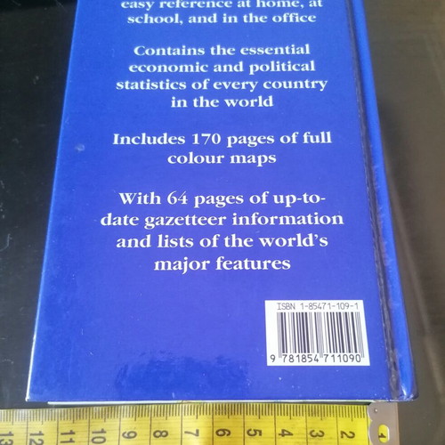The Bloomsbury Pocket Encyclopedia of the World new, English