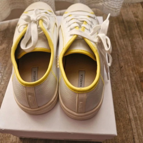 Marella women's shoes size 39 like new, white and yellow