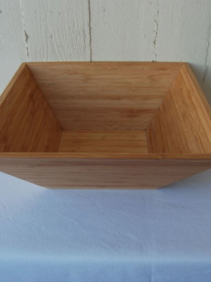 Maxwell Williams bamboo bread and fruit basket used