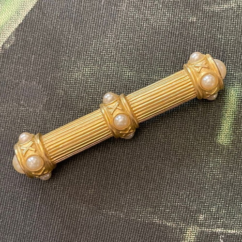 French large brooch like new, custom jewellery vintage