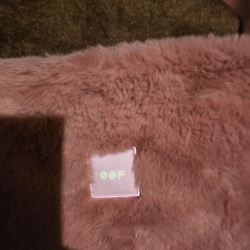 Oof Fur Bag like new, crossbody