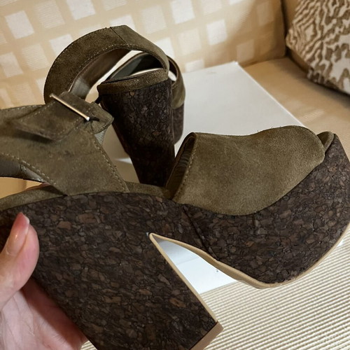 A.L.E. women's leather platform sandals like new, size 38