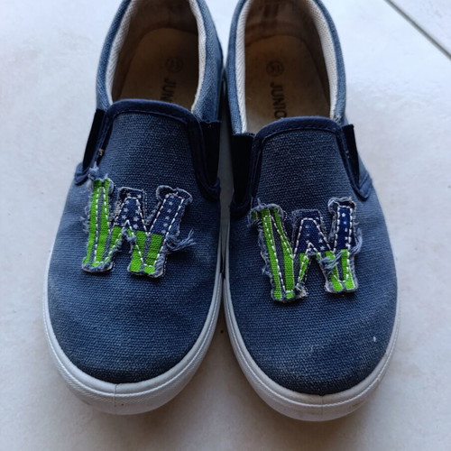 Junior children's shoes size 33 used