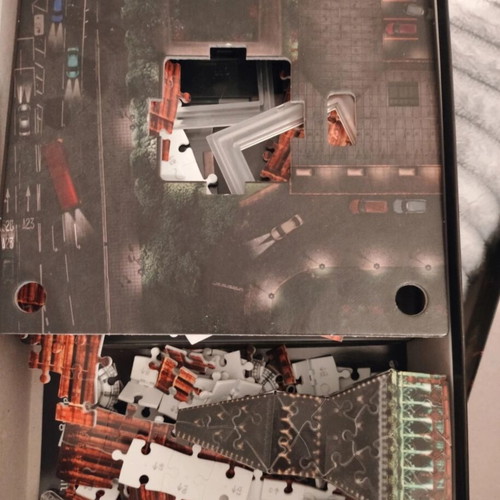Ravensburger 3D puzzle Big Ben Night Edition, missing top