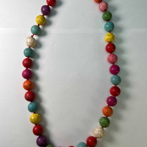 Colorful necklace with howlite beads 25cm used