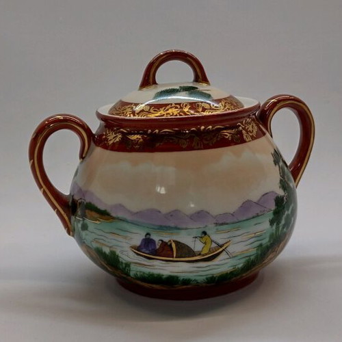 Osaka sugar bowl like new, large 770 ml with Japanese decor