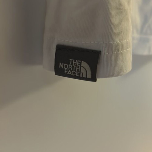 The North Face t shirt used, white, size S