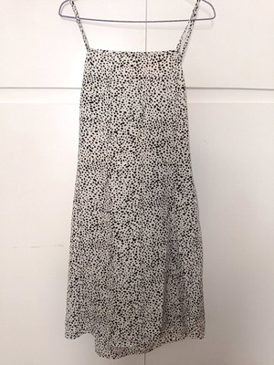 Shein black and white dress large like new with waist tie and adjustable straps