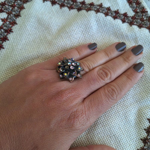 Bronze flower ring with pink rhinestones used
