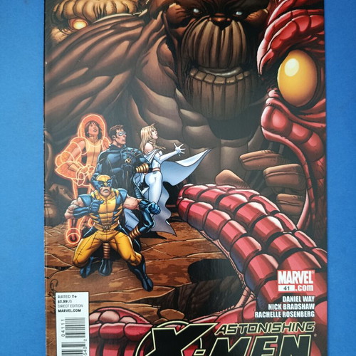 Astonishing X-Men 41 comic book used, English