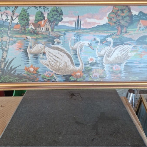 Handmade embroidery used, 118×59 cm