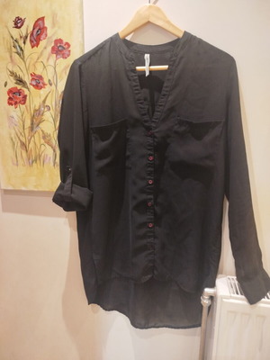 Stradivarius shirt black, like new, size M