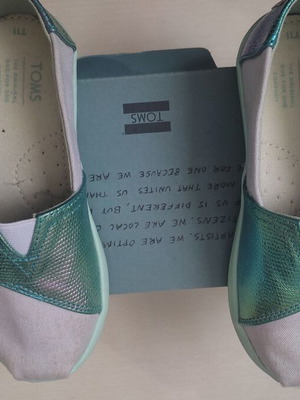 Toms classic παιδική εσπαντριγια