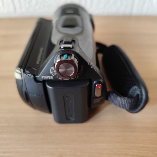 Sony Handycam HDR-CX7 camcorder like new