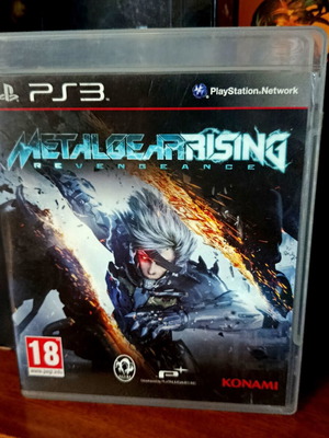 Metal Gear Rising Revengeance PS3 game like new