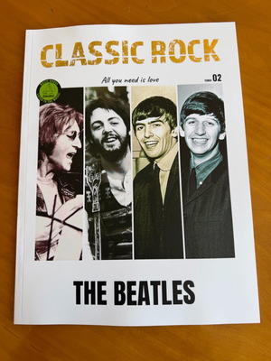 Βιβλίο αφιέρωμα Beatles καινούργιο