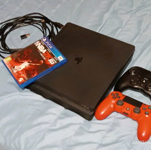 Sony Playstation 4 Slim