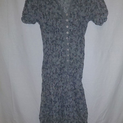 Summer dress size M like new, gray with floral pattern