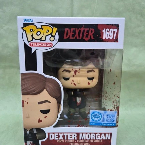 Funko POP! Television Dexter Morgan (Bloody) 1697 Vinyl Figure Exclusive