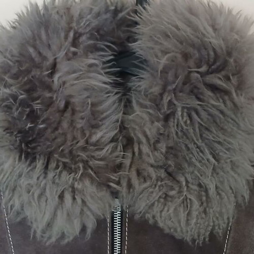 Vintage Devonshire Lady leather jacket with fur collar, like new