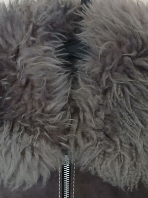 Vintage Devonshire Lady leather jacket with fur collar, like new