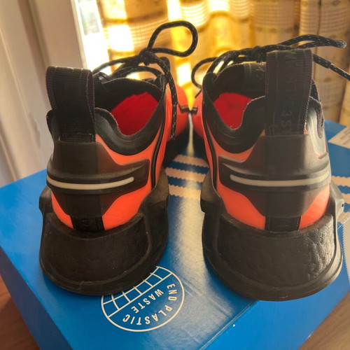 Adidas NMD R1 V3 orange sneakers like -  60,00 - Vendora.cy