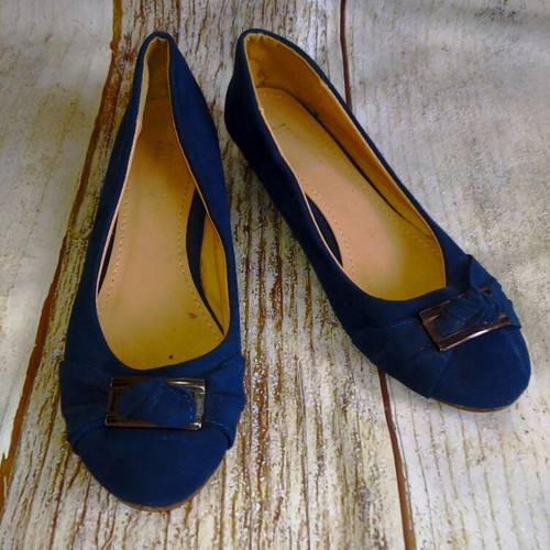 Suede ballerinas *JFLOWERS*. In excellent condition.