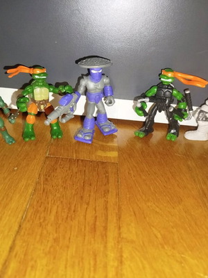 Teenage Mutant Ninja Turtles figures used